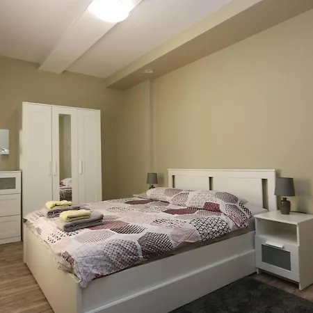 Beehive - Center Of By Flat Mаnager Appartement Varna