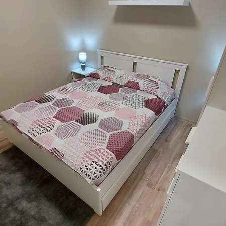 Appartamento Beehive - Center Of By Flat Mаnager *